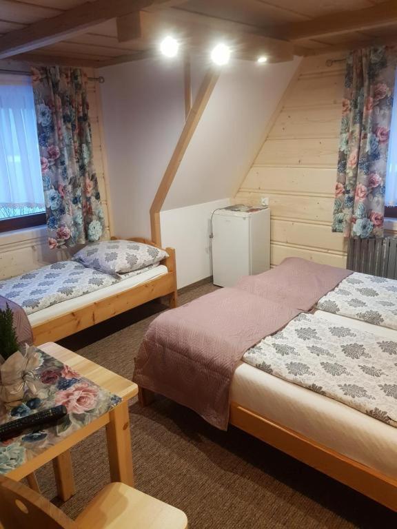 Pokoje Gosinne U Ani I Andrzeja Ciche Małe Esterno foto